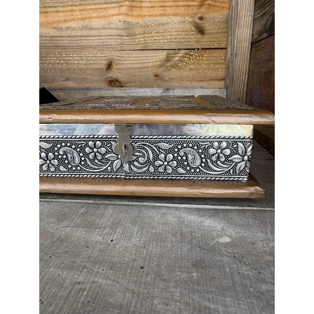 VTG Diwali Tin Metal/Copper Decorative Trinket Box, Dry Fruit Box,‎ Jewelry box